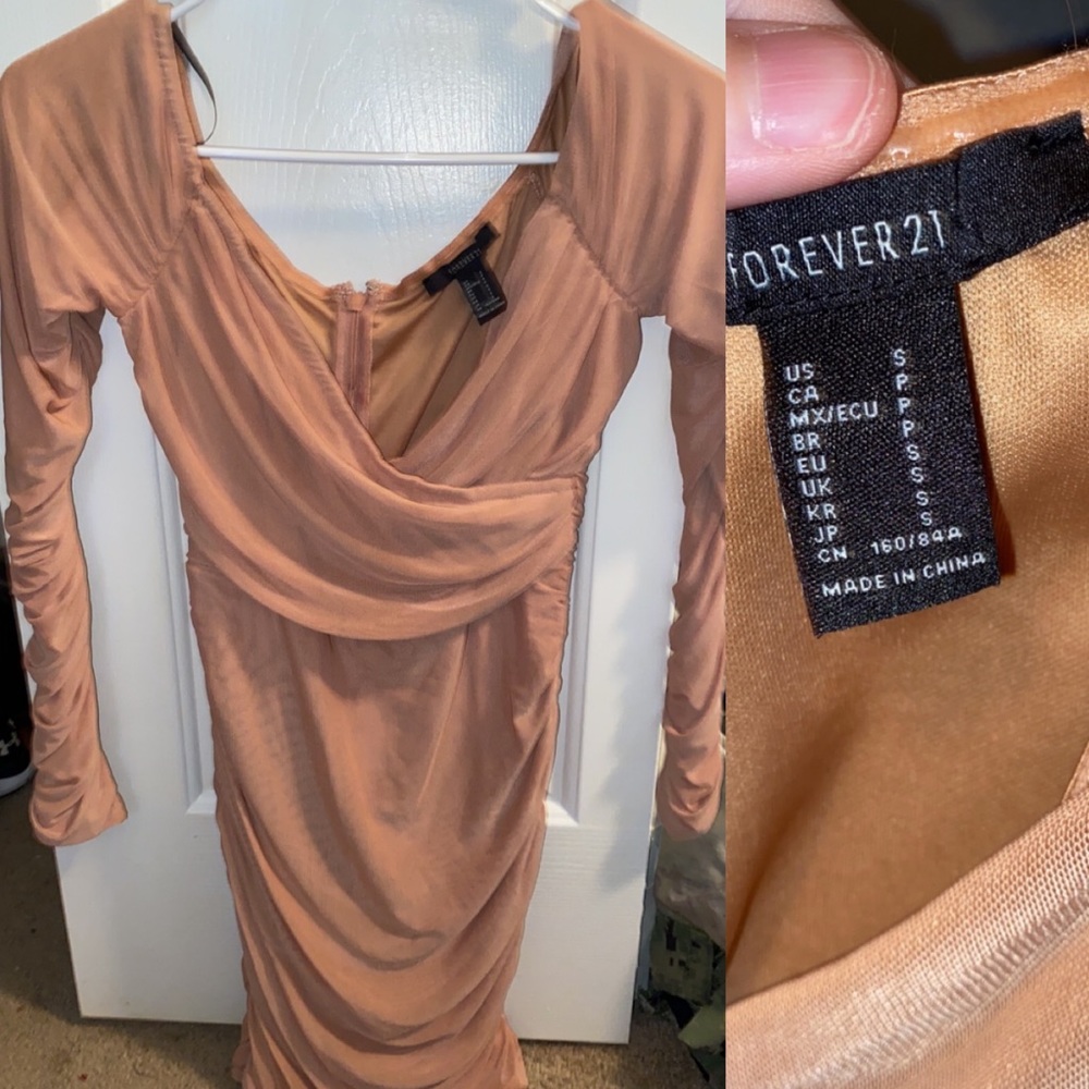 Forever 21 peach colored long sleeve dress